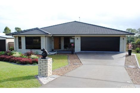 8 Langara Dr, Southside, QLD 4570