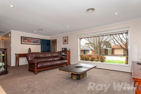 Property photo of 26 Sandon Circuit Forest Hill VIC 3131