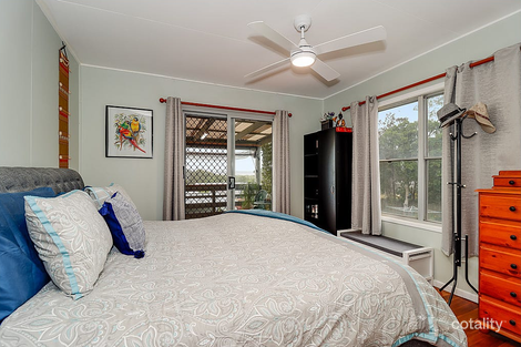 Property photo of 6 Petrel Avenue River Heads QLD 4655