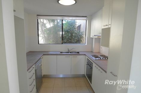 Property photo of 2/15 Junction Road Clayfield QLD 4011