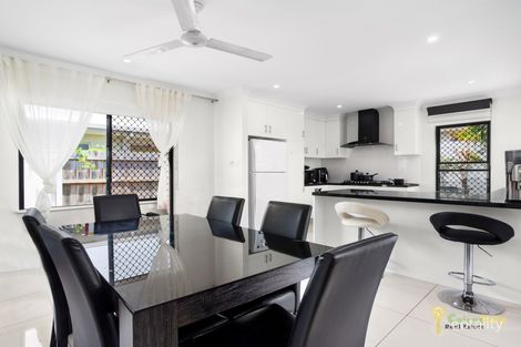 Property photo of 17 Yumbabulla Green Smithfield QLD 4878