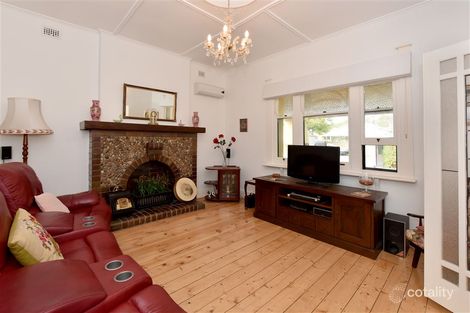 Property photo of 22 Dryden Road Black Forest SA 5035