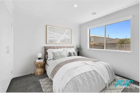 Property photo of 17 Miranda Crescent St Leonards VIC 3223