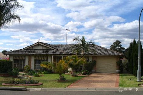 5 Shamrock Ct, St Clair, NSW 2759