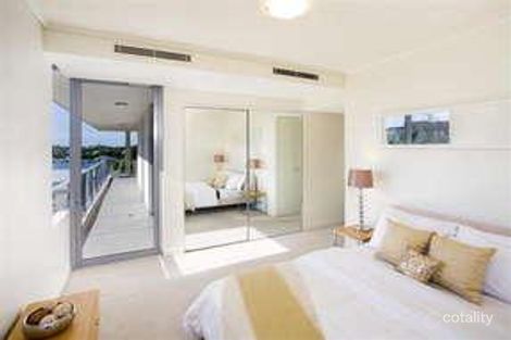 Property photo of 1511/22 Refinery Parade New Farm QLD 4005