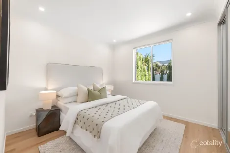 Property photo of 5 Karri Place Alfords Point NSW 2234