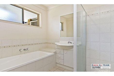 Property photo of 2 Van Wirdum Place Calamvale QLD 4116