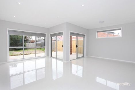 Property photo of 6 Kynoch Street Deer Park VIC 3023