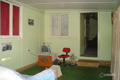 Property photo of 35 Vineyard Street One Mile QLD 4305