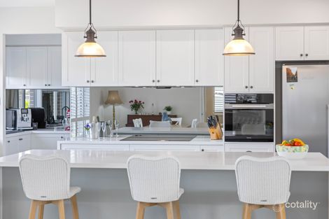 Property photo of 5 Hillside Place Thrumster NSW 2444