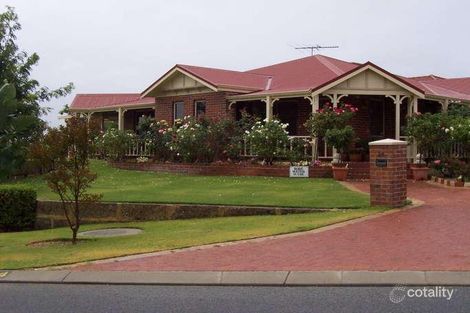 24 Rockdale Pass, Landsdale, WA 6065