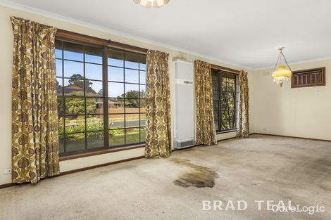 Property photo of 4 Findon Way Melton West VIC 3337