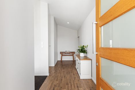 Property photo of 9 Bengalee Crescent Mount Gambier SA 5290