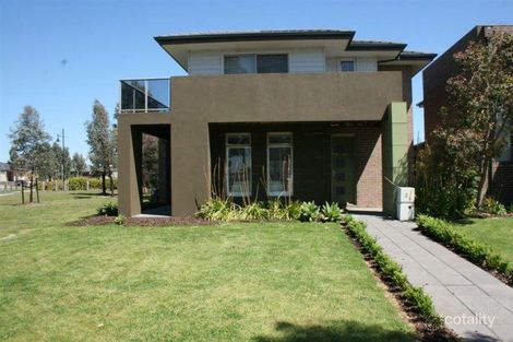 Property photo of 2 Aspect Lane Cranbourne North VIC 3977