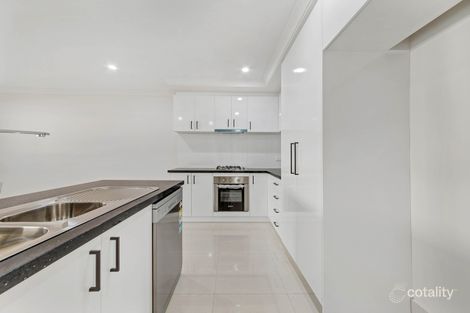 Property photo of 2/36 Silver Gum Drive Pakenham VIC 3810