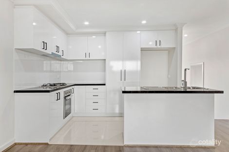 Property photo of 2/36 Silver Gum Drive Pakenham VIC 3810
