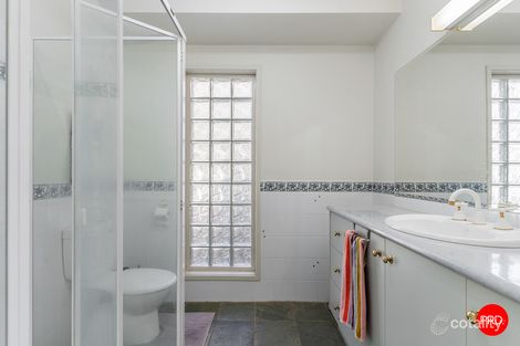 Property photo of 8 Lona Close Spring Gully VIC 3550