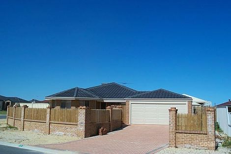 Property photo of 8 Ceduna Way Quinns Rocks WA 6030