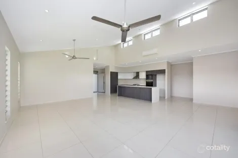 Property photo of 16 Izaro Circuit Burdell QLD 4818