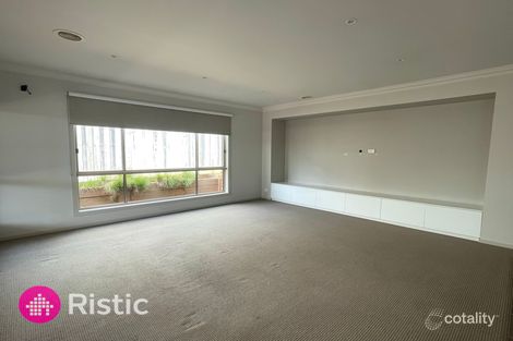 Property photo of 14 Breenview Place Doreen VIC 3754