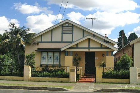 Property photo of 37 Roslyn Avenue Brighton-Le-Sands NSW 2216