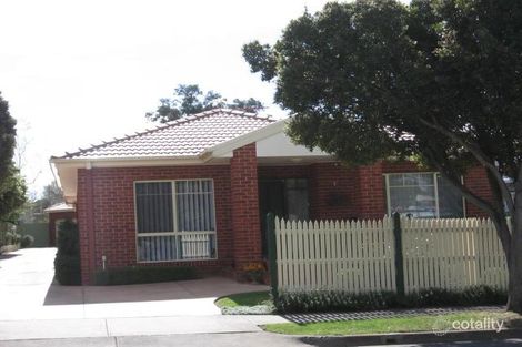 Property photo of 2/7 St Clair Crescent Mount Waverley VIC 3149