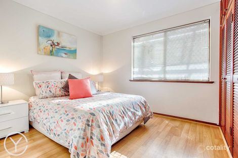 Property photo of 2/21 Copperwaite Road Kardinya WA 6163