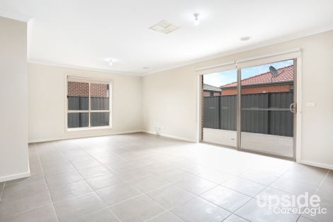 Property photo of 4 Gillian Place Point Cook VIC 3030