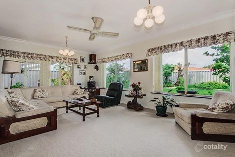 17 Dress Cir, Warnbro, WA 6169