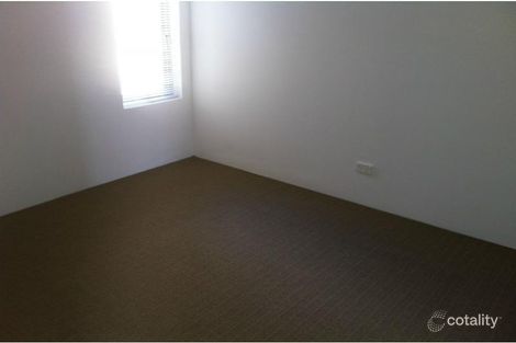 Property photo of 15 Chernoff Loop Darch WA 6065