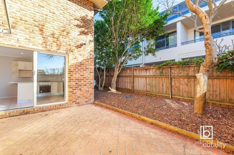 Property photo of 2/183 Albany Street Point Frederick NSW 2250