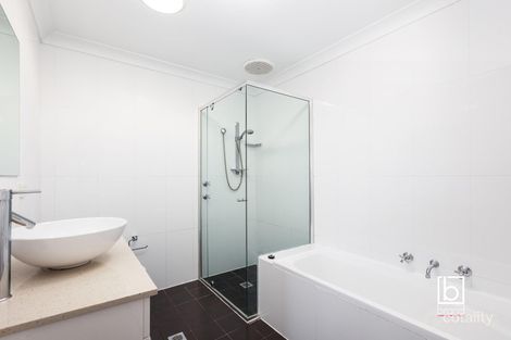 Property photo of 2/183 Albany Street Point Frederick NSW 2250