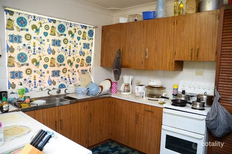 Property photo of 2 Banksia Street Canton Beach NSW 2263