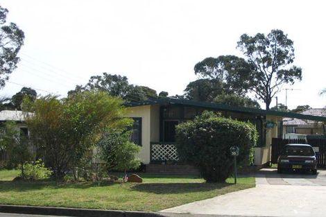 33 Leyte Ave, Lethbridge Park, NSW 2770