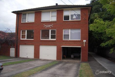 2/4 HOLLAND ST, CRONULLA, NSW 2230
