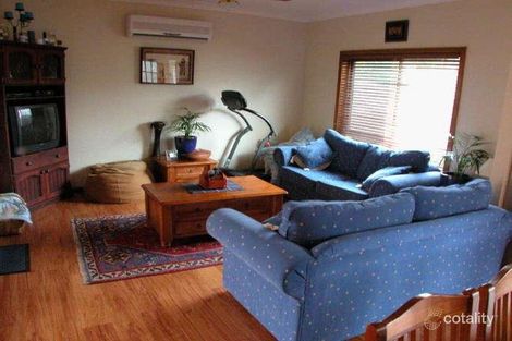 Property photo of 22 Jennifer Crescent Thirroul NSW 2515