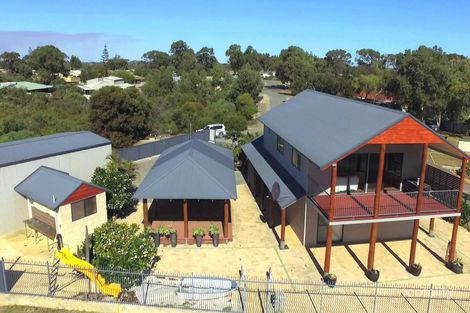 Property photo of 6 Morrison Place Leeman WA 6514