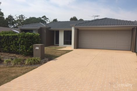 41 Aqua Cres, Redland Bay, QLD 4165