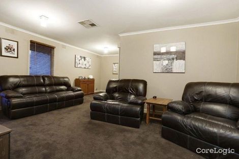 Property photo of 10 Chartwell Drive Wantirna VIC 3152