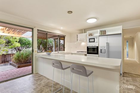 Property photo of 27 Longacres Road Yallambie VIC 3085