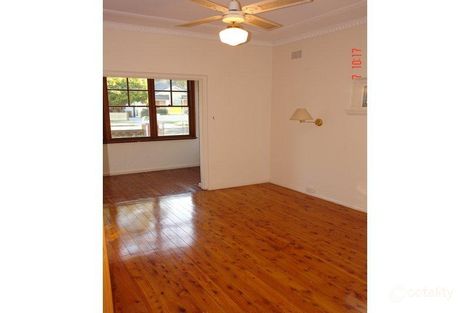 Property photo of 36 Arthur Street Rodd Point NSW 2046