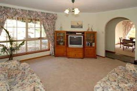 Property photo of 2 Grassmere Close Coromandel Valley SA 5051