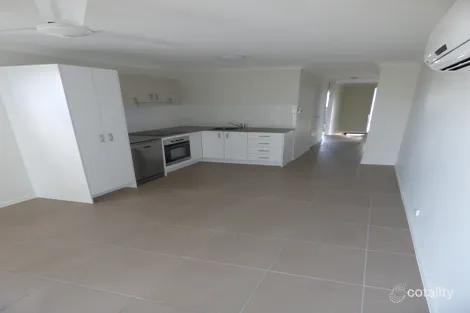 Property photo of 2/27 Lomandra Avenue Roma QLD 4455