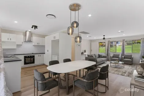Property photo of 3 Rholanda Crescent Springwood QLD 4127