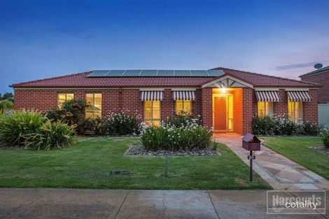 Property photo of 20 Howqua Place Pakenham VIC 3810