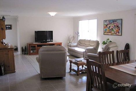Property photo of 22 Caspian Chase Pakenham VIC 3810