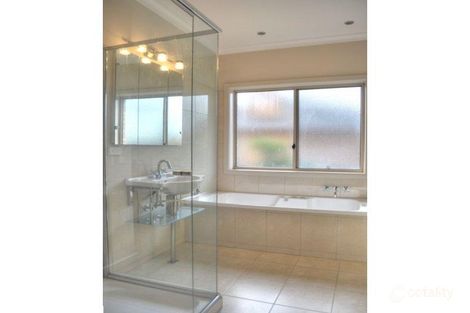 Property photo of 61 Cramer Street Warrnambool VIC 3280