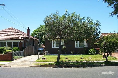 24 Saxon St, Belfield, NSW 2191