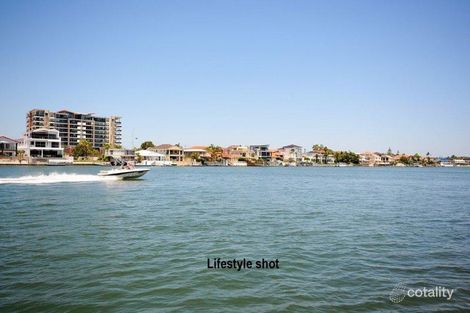 1/10 Pine Ave, Surfers Paradise, QLD 4217