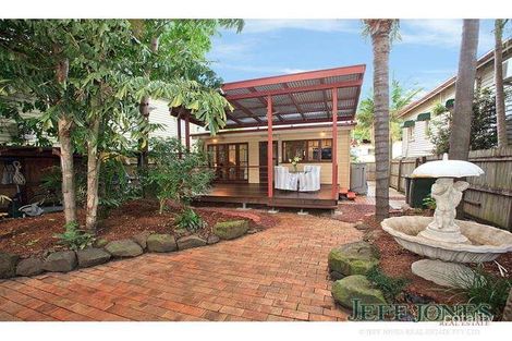 Property photo of 11 Flower Woolloongabba QLD 4102
